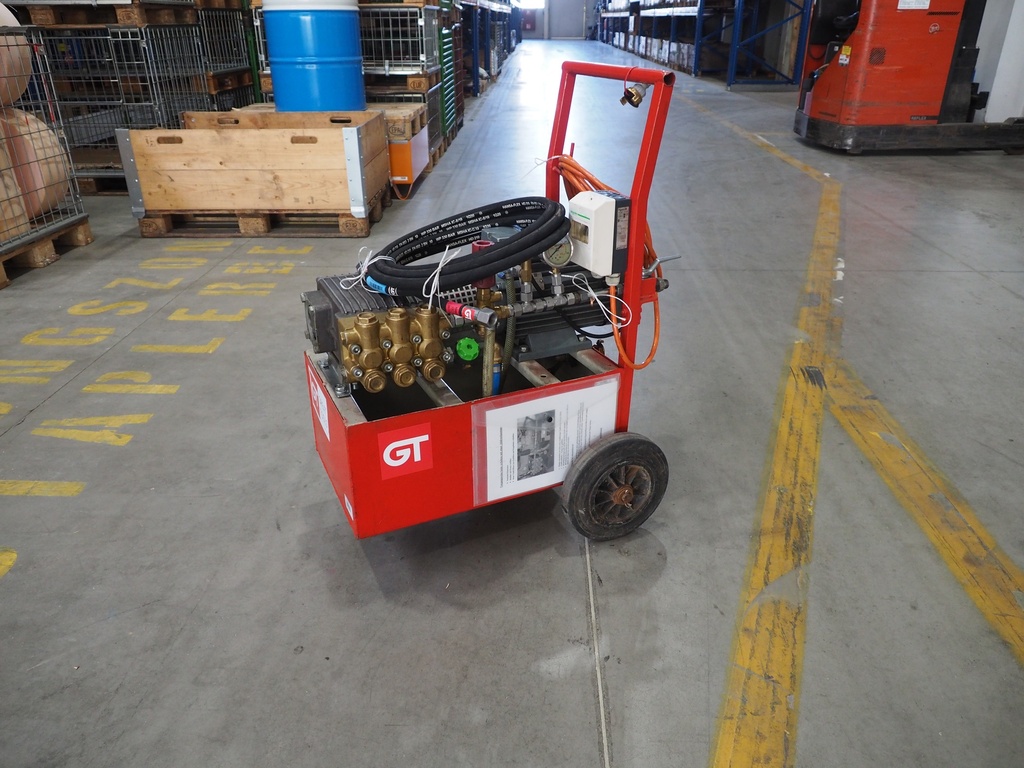 ORF2_361110_0006.JPG