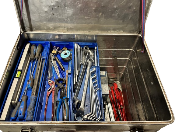 Werkzeugkiste mit Inhalt, Autogen