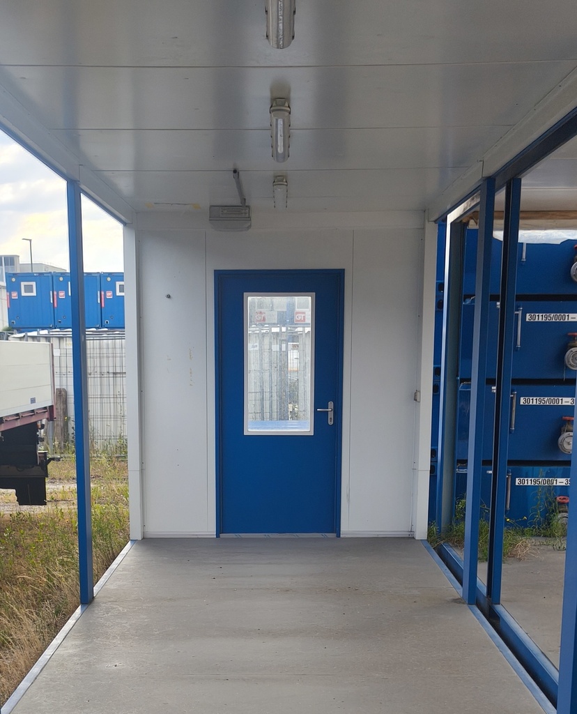 Gangcontainer, 4,88; h = 2,8 m, ohne Paneele, mit Tür, blau RAL 5010
